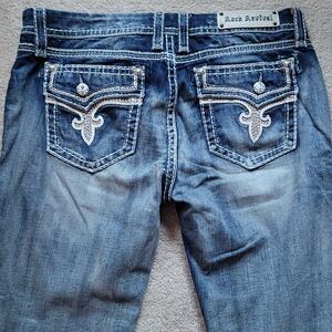 NWT ROCK REVIVAL CAPRI JEANS SIZE 36